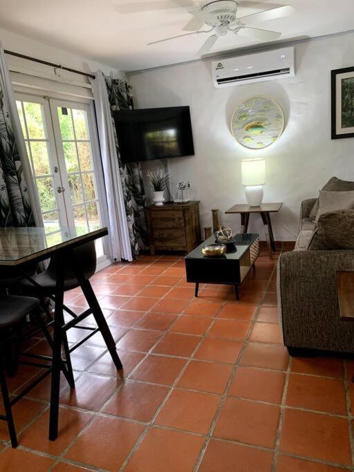 Reefside Villa Crown Point Dış mekan fotoğraf